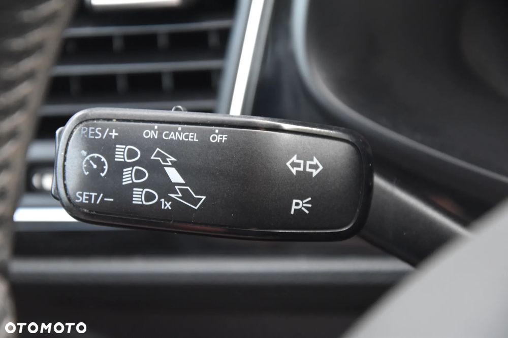 Seat Leon 2.0 TDI Style S&S - 24