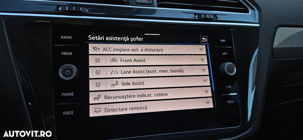 Volkswagen Tiguan 2.0 TDI SCR DSG Comfortline - 16