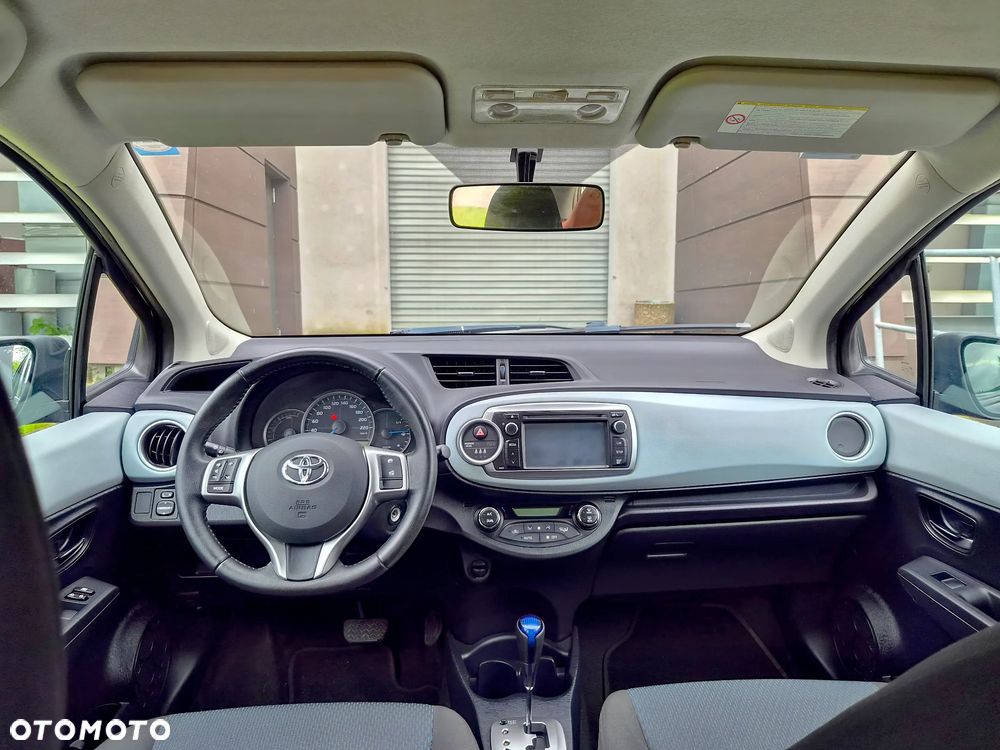 Toyota Yaris 1.5 VVT-i Lounge - 8