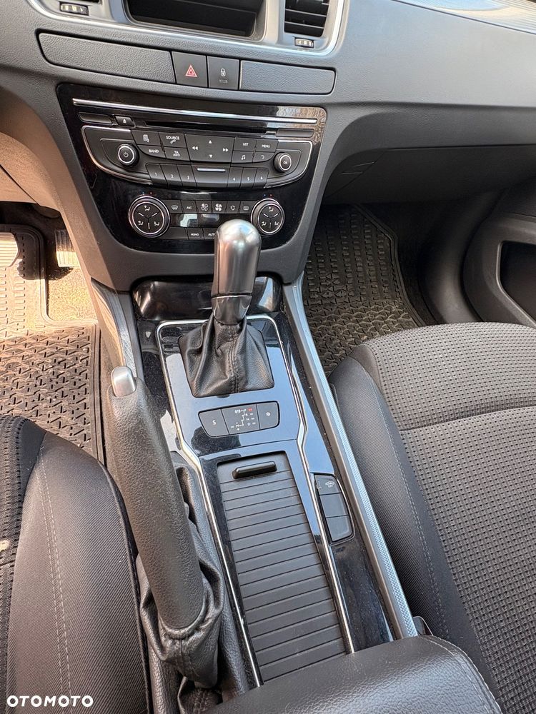Peugeot 508 1.6 T Allure - 6
