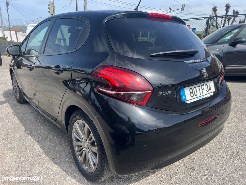 Peugeot 208 1.2 PureTech Style - 28