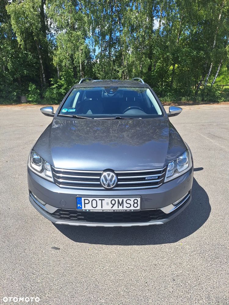Volkswagen Passat 2.0 TDI 4Motion DSG BlueMotion Tech R-Line - 1