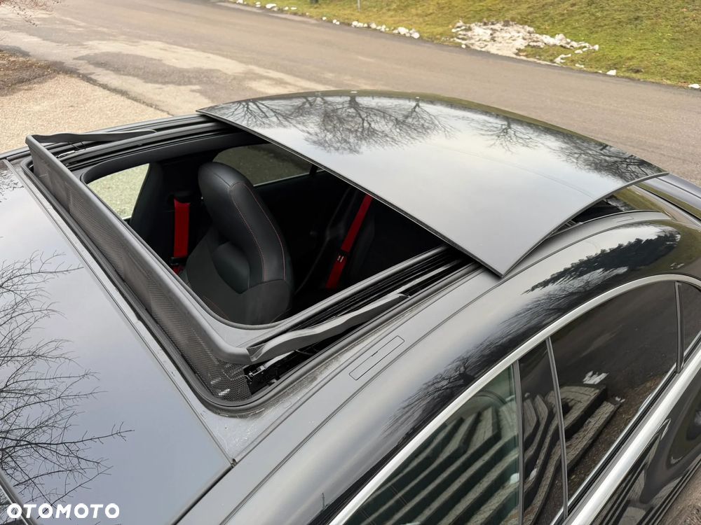 Mercedes-Benz CLA - 32