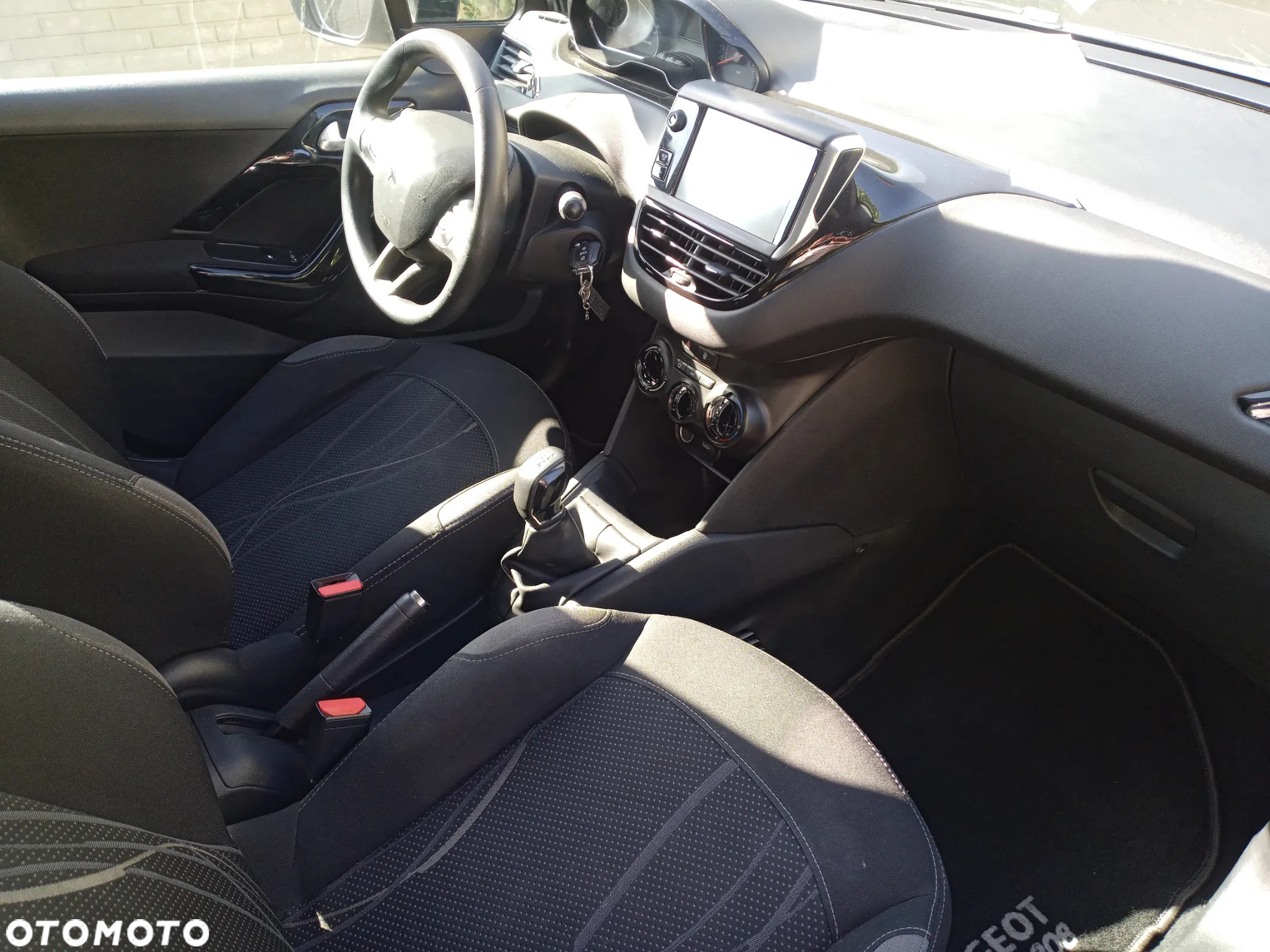 Peugeot 208 1.6 e-HDi Active STT - 8