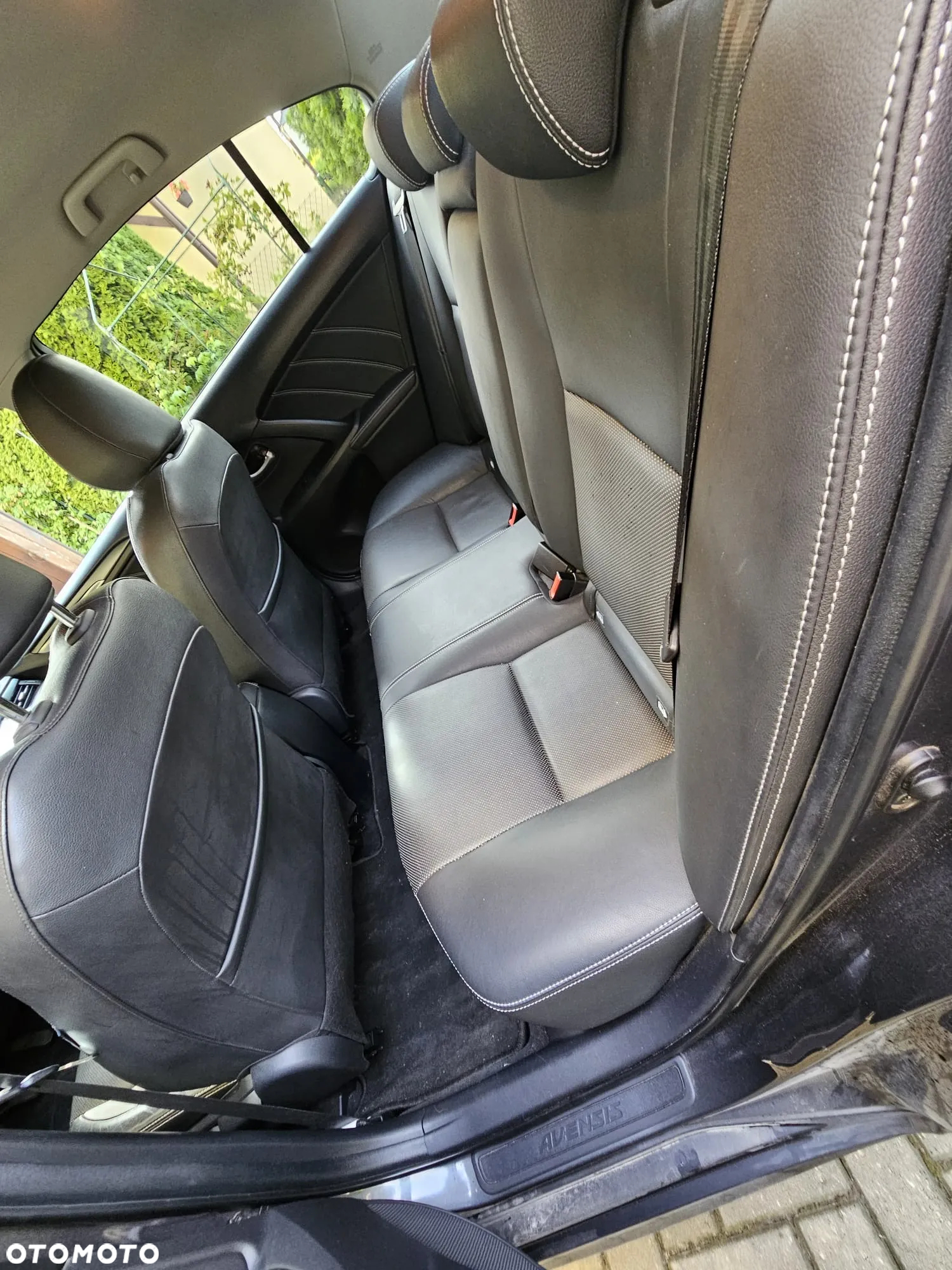 Toyota Avensis 1.8 Prestige - 21