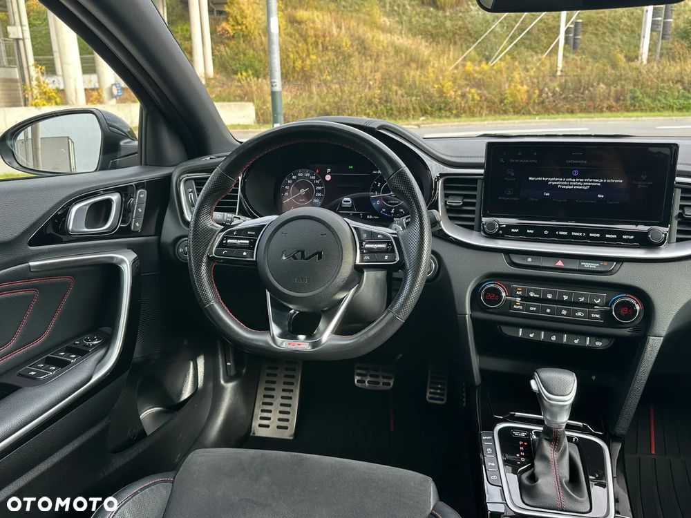 Kia ProCeed 1.6 T-GDI GT DCT - 30