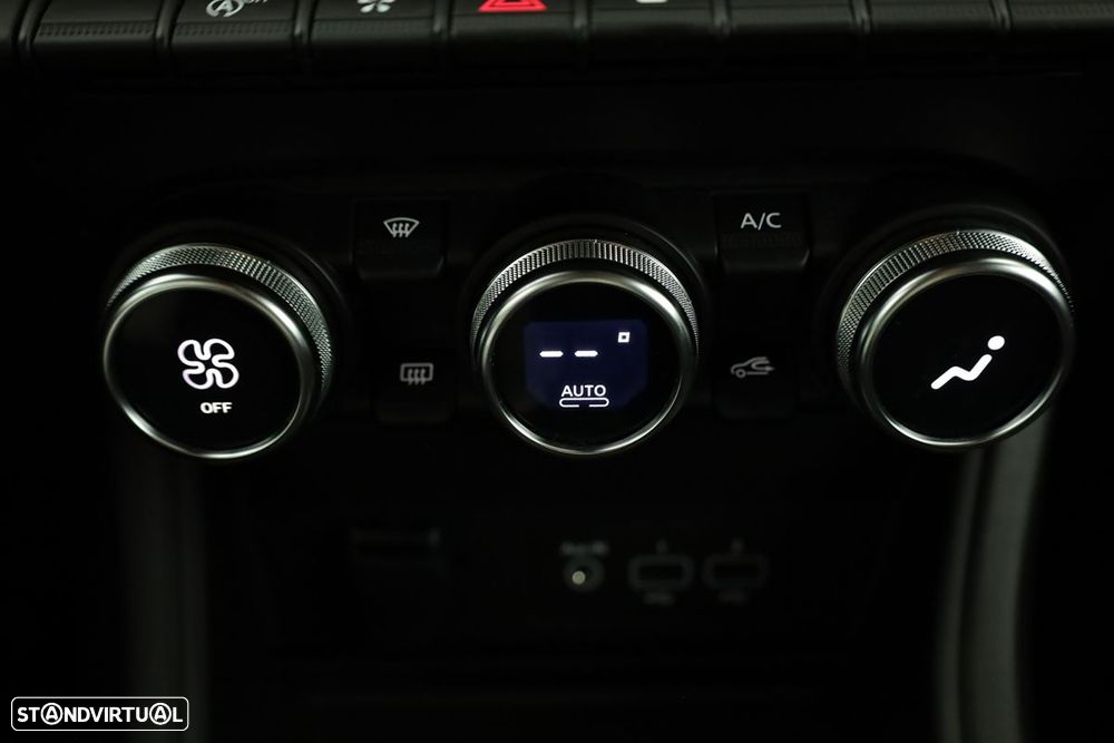 Renault Captur 1.0 TCe Techno - 12