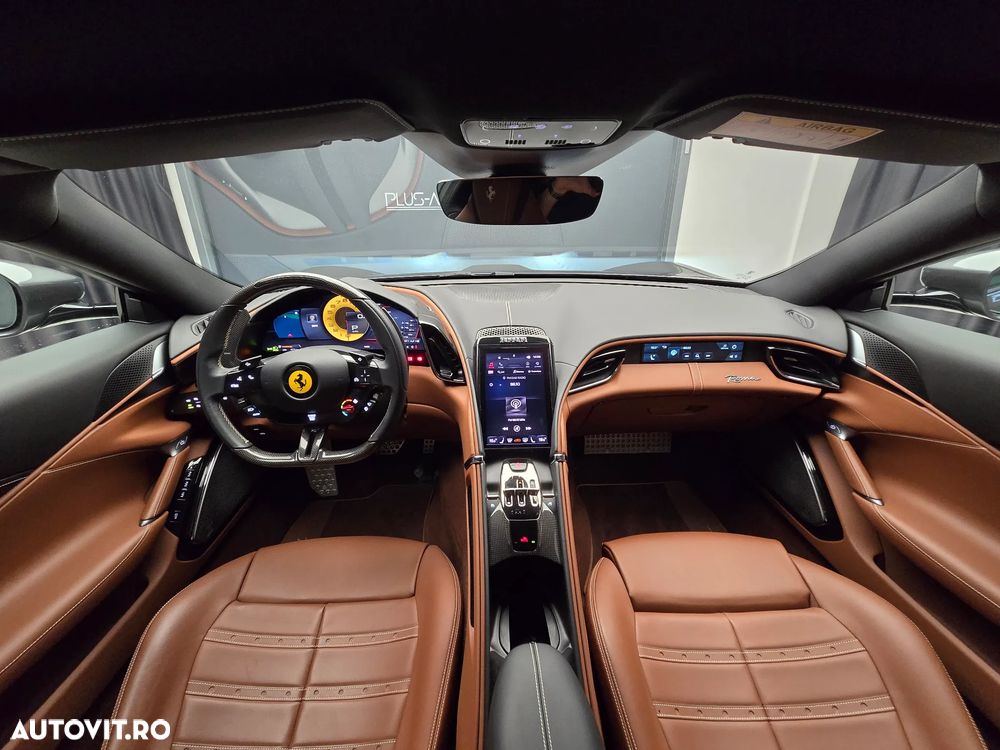 Ferrari Roma - 5