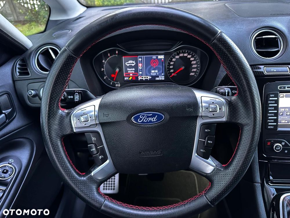 Ford S-Max - 27