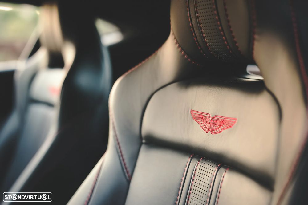Aston Martin Vantage Coupe V8 - 23