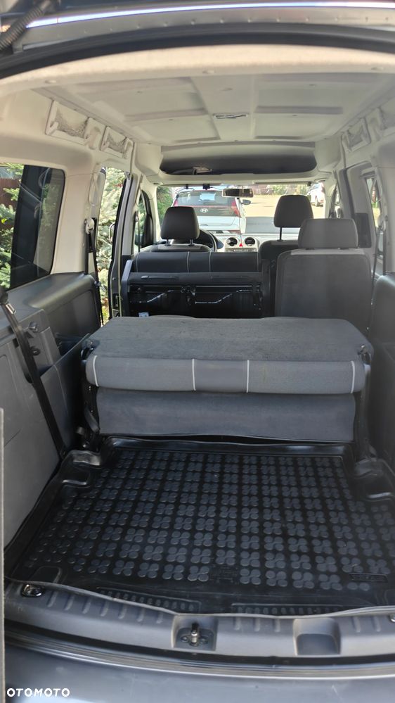 Volkswagen Caddy 2011 photo 5
