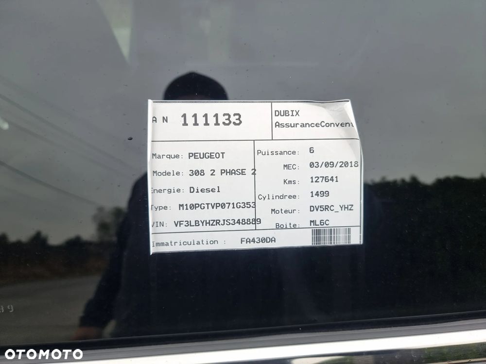 Peugeot 308 BlueHDi 130 EAT6 Stop & Start Allure Business-Paket - 26