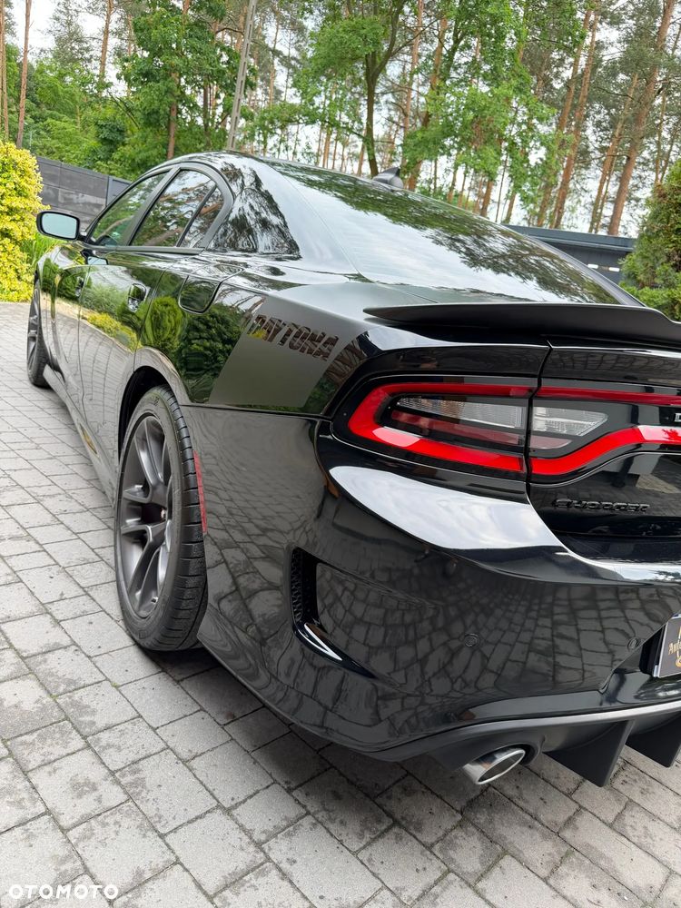 Dodge Charger 5.7 R/T Daytona - 9
