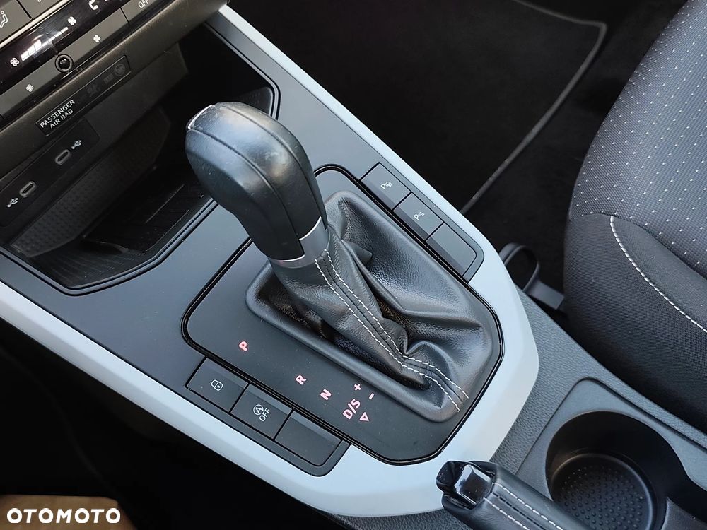Seat Arona 1.0 TSI Style S&S DSG - 25