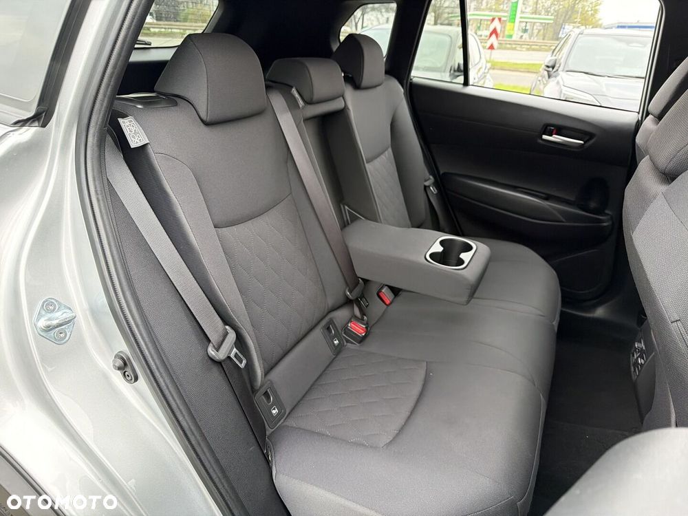 Toyota Corolla Cross 2.0 Hybrid Style - 24