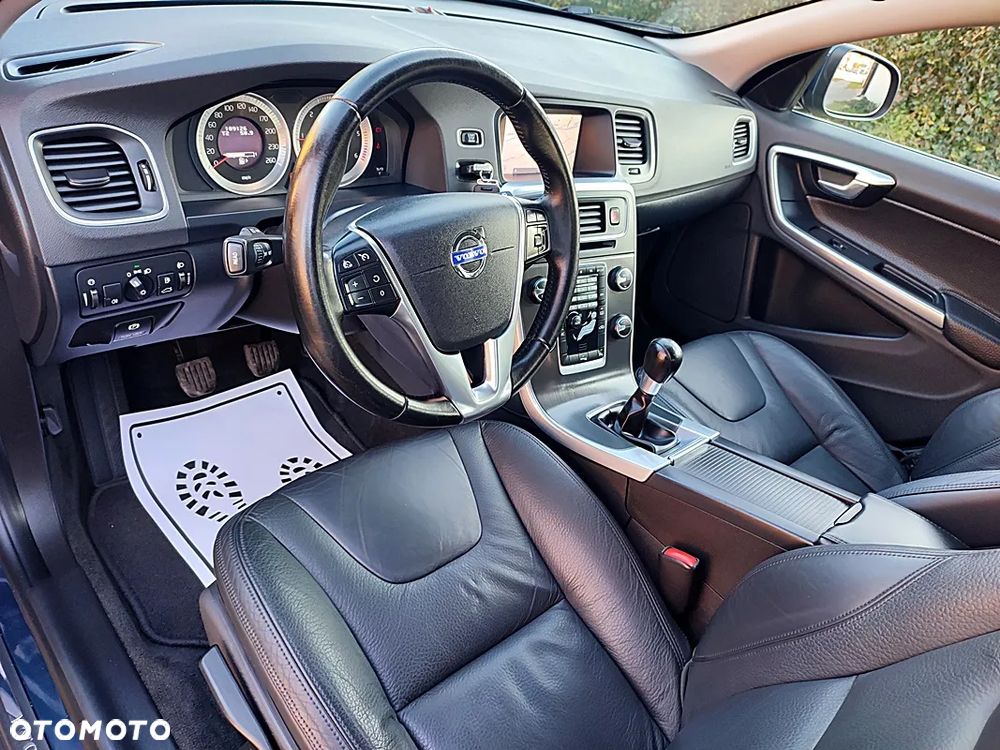 Volvo V60 DRIVe - 10