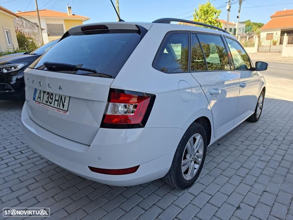 Skoda Fabia Break 1.0 TSI Style DSG - 4