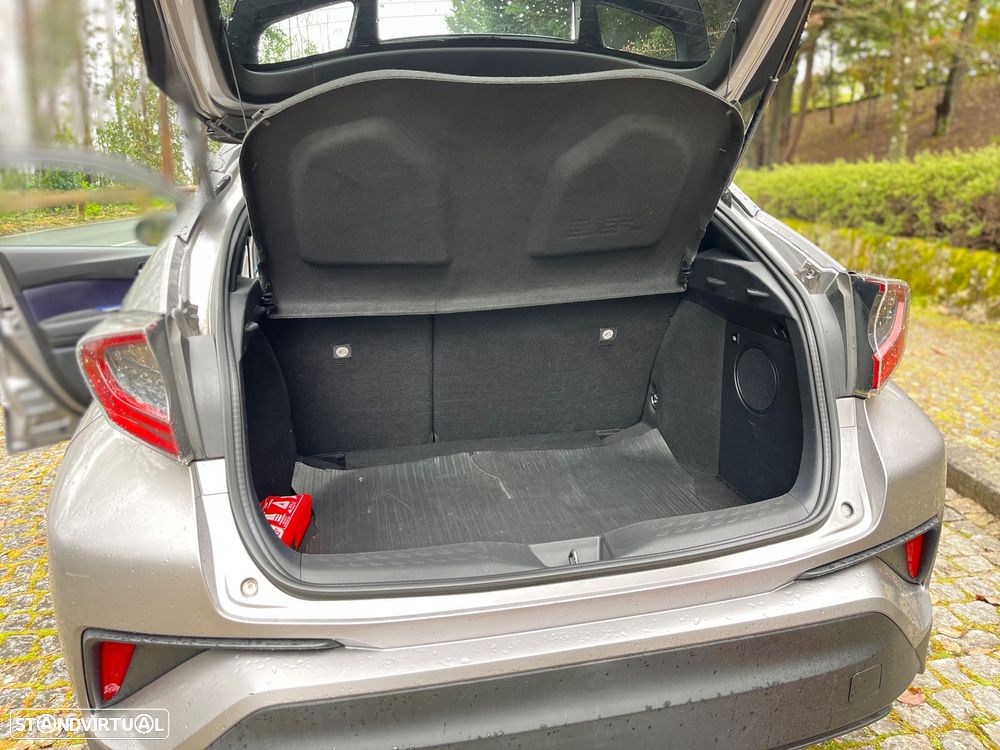 Toyota C-HR - 13