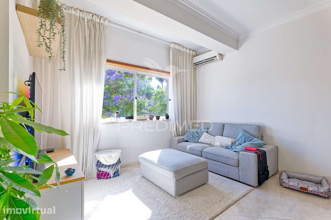 Excelente Apartamento T2 no Fogueteiro – Conforto, Luz Natural e Lo... - Grande imagem: 4/40