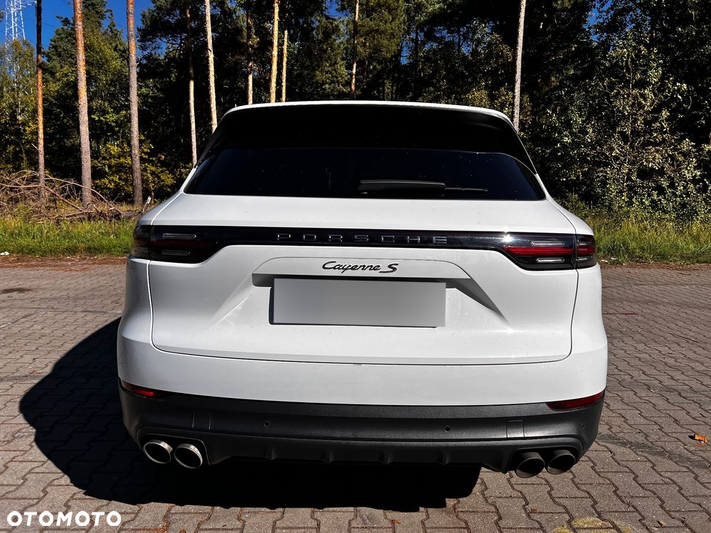 Porsche Cayenne S - 8