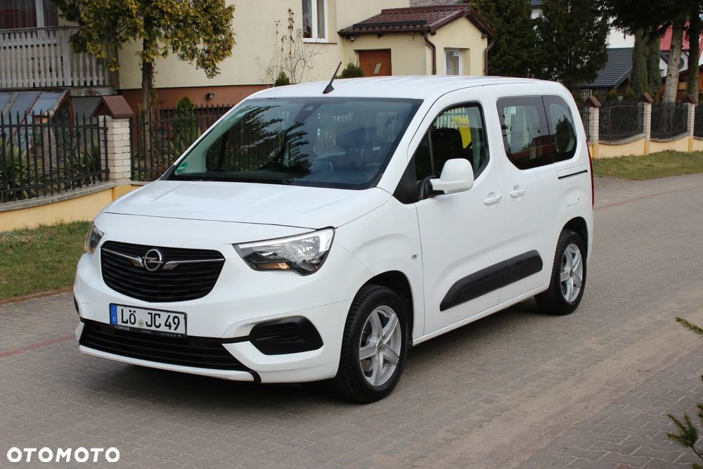 Opel Combo 1.5 D Start/Stop Innovation - 1