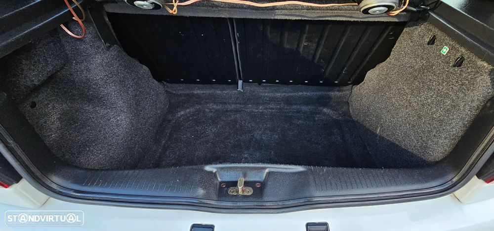 VW Polo - 34