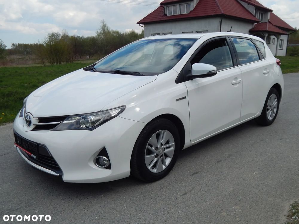 Toyota Auris - 1