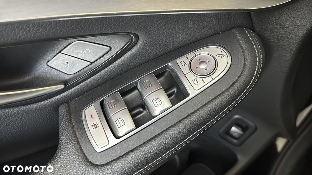 Mercedes-Benz GLC 200 d 4-Matic Business Edition - 33