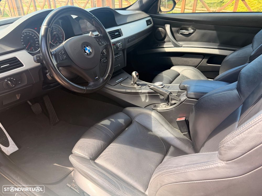 BMW M3 Auto - 24