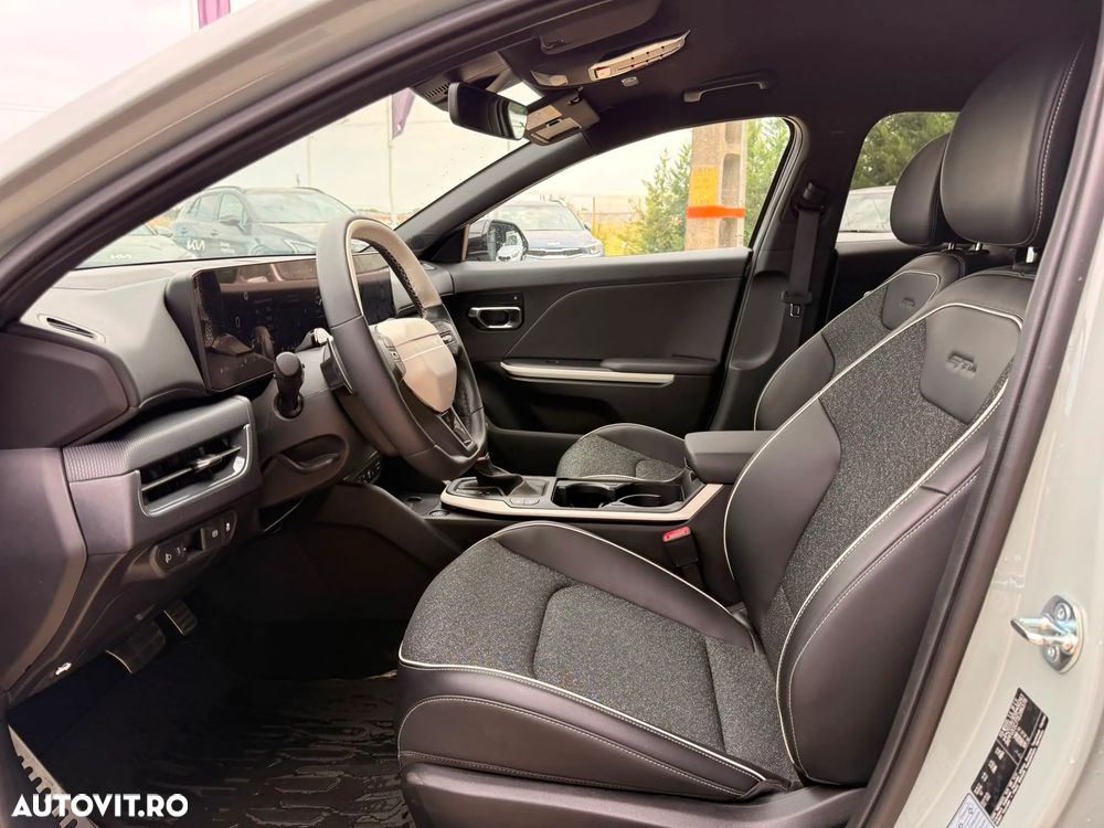 Kia K4 1.6 T-GDI 7DCT GT Line+ - 8