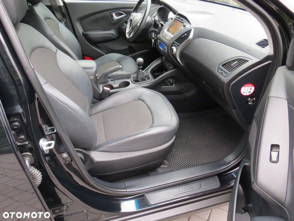Hyundai ix35 - 22