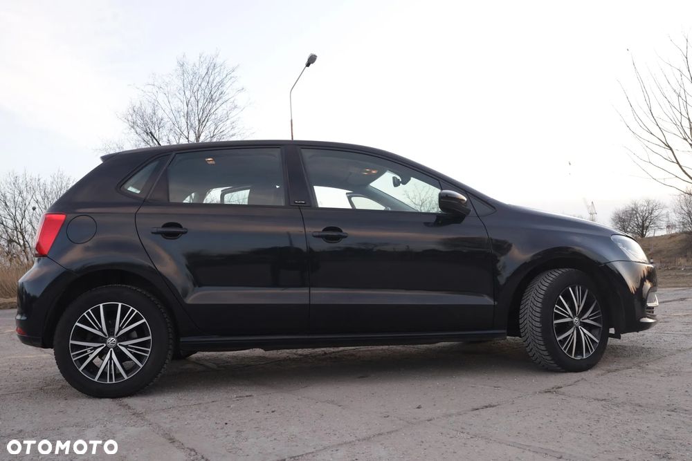 Volkswagen Polo 1.4 TDI Blue Motion Technology DSG Allstar - 3
