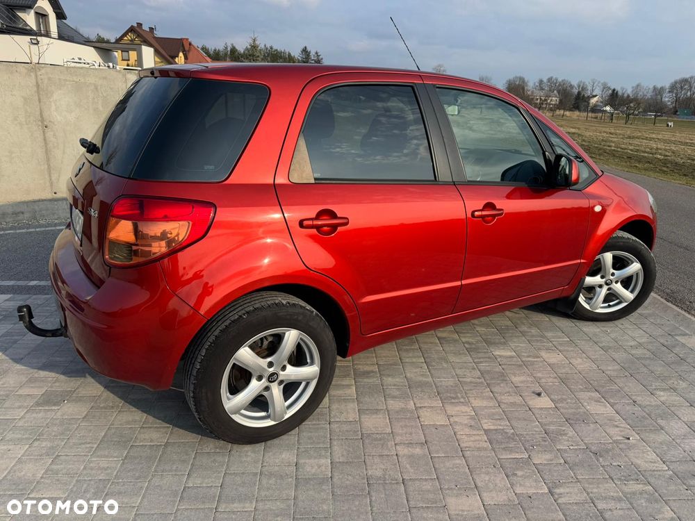 Suzuki SX4 - 3