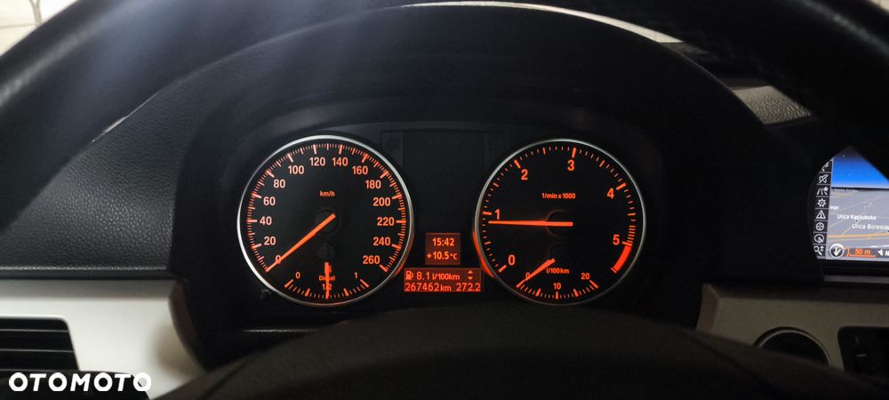 BMW Seria 3 320d - 32