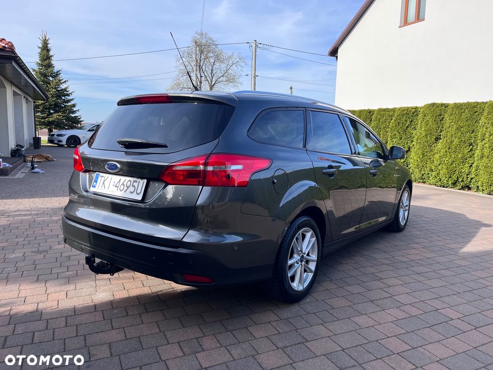 Ford Focus 1.5 EcoBlue STart-Stopp-System TITANIUM - 4