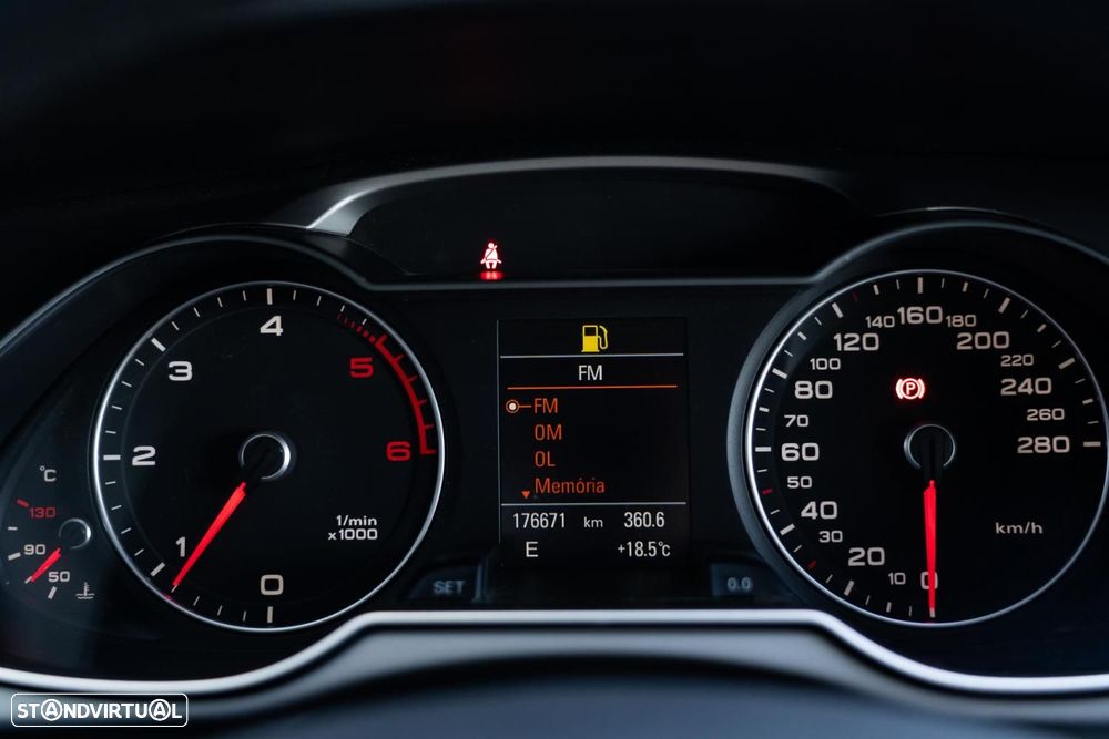Audi A4 Avant 2.0 TDi - 7