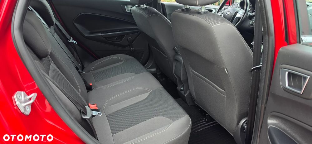 Ford Fiesta 1.0 EcoBoost S&S TITANIUM - 28