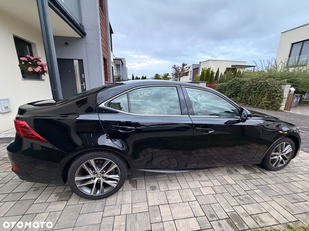 Lexus IS 200t / 300 Elegance - 13