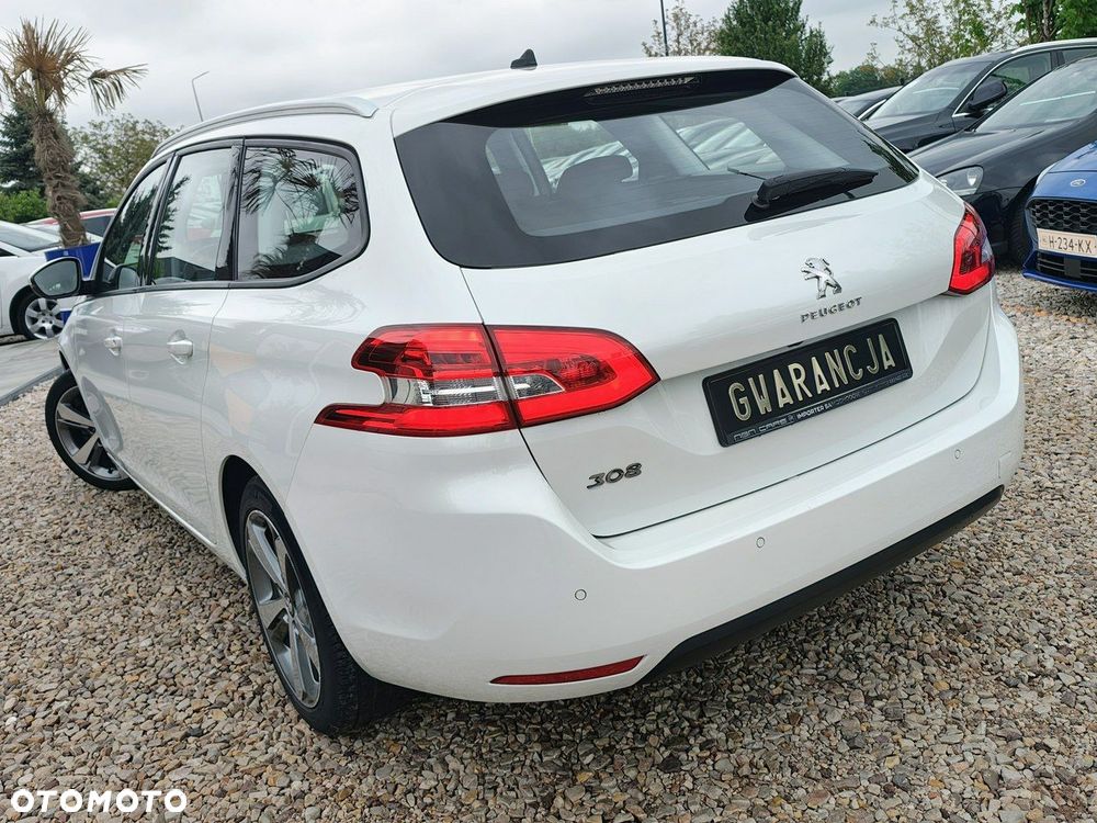 Peugeot 308 - 19