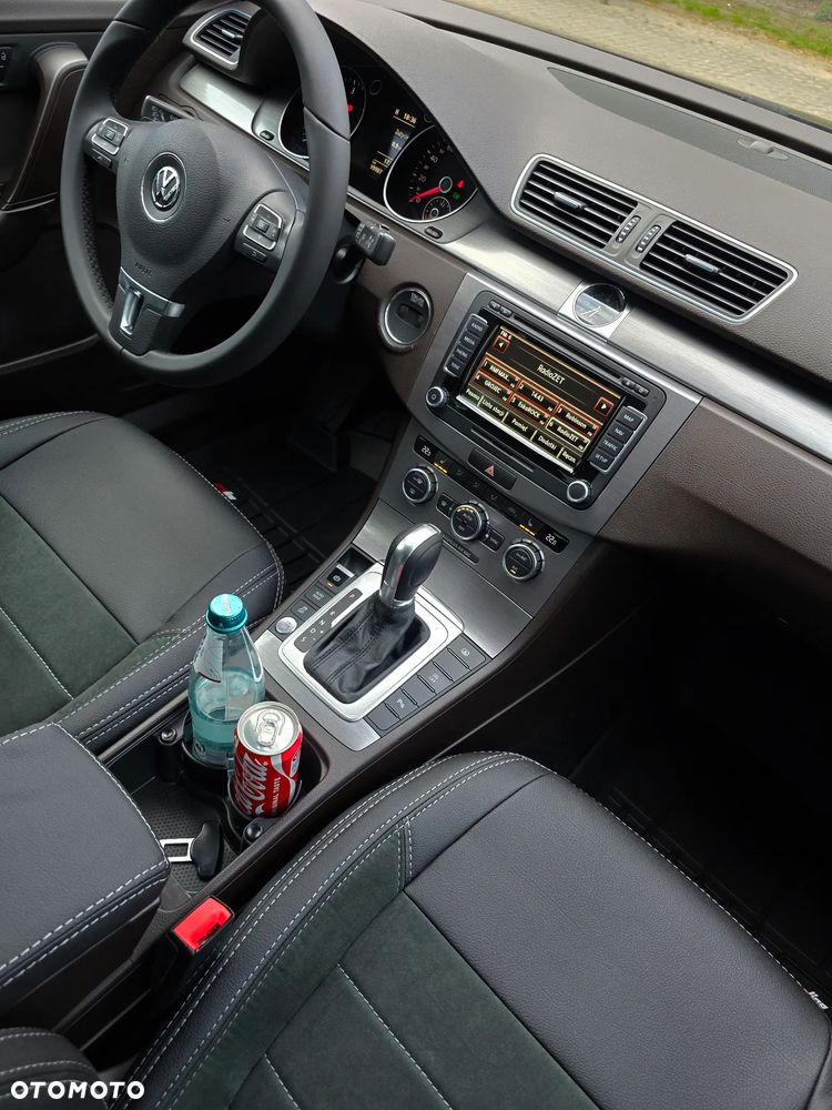 Volkswagen Passat 2.0 TDI Comfortline DSG - 9