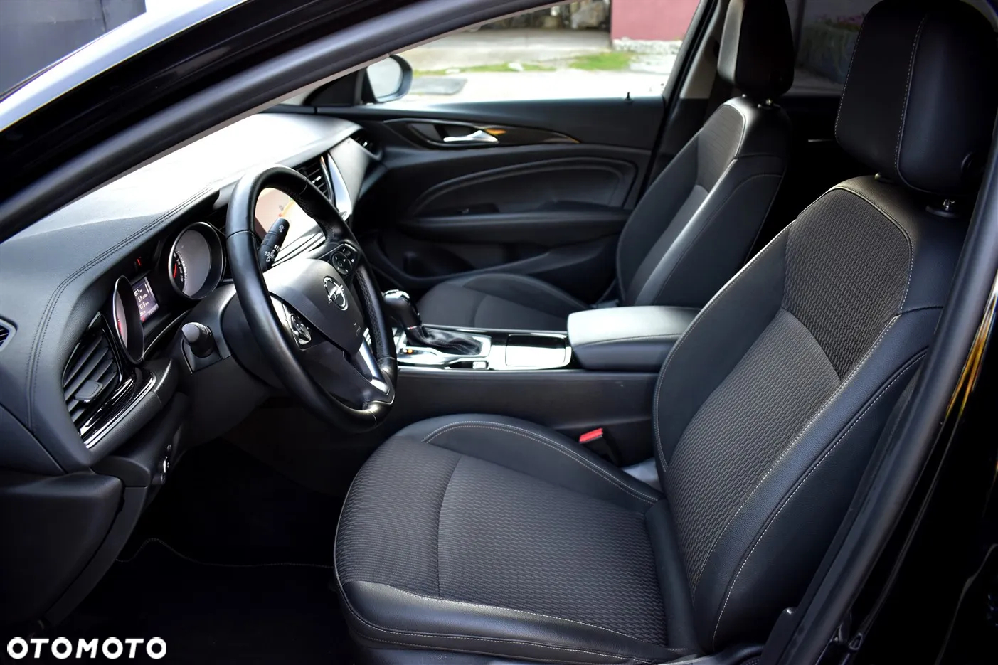 Opel Insignia Sports Tourer 1.5 Direct InjectionT Business Edition - 16