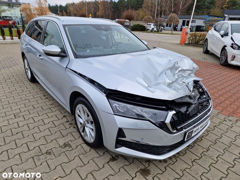 Skoda Octavia 2.0 TDI Selection DSG - 8