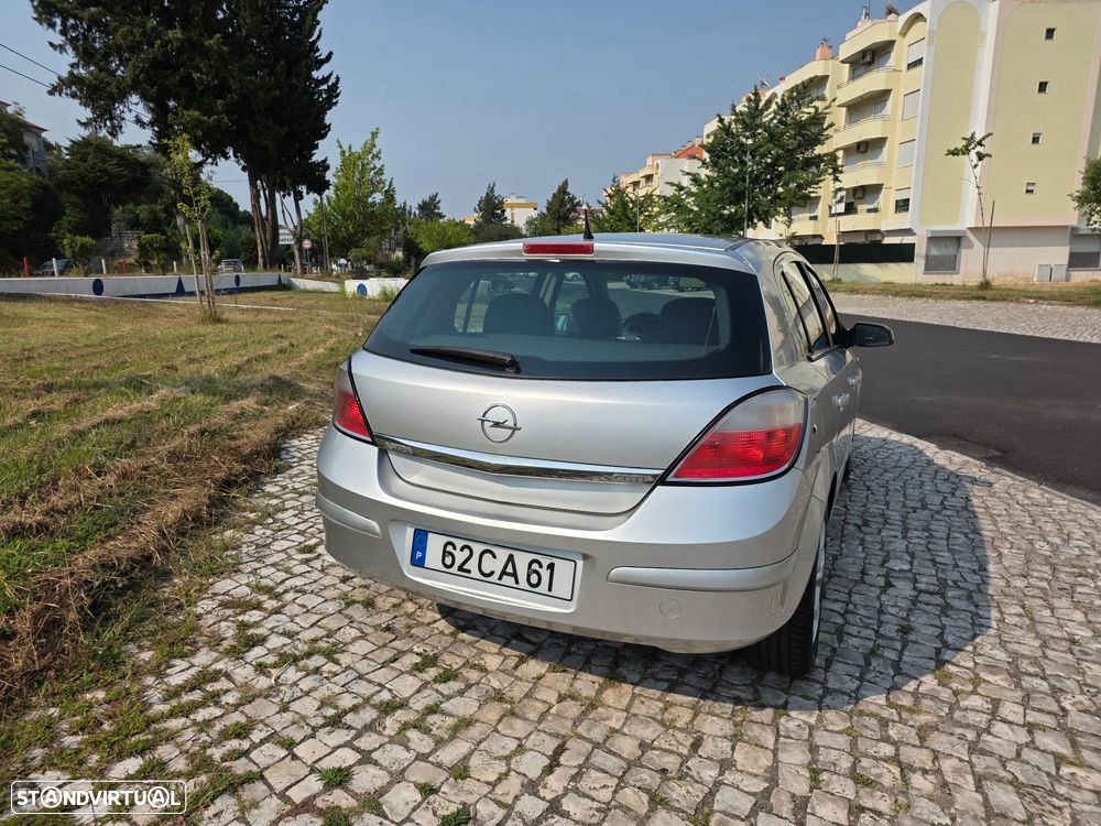 Opel Astra 1.3 CDTI Cosmo - 3