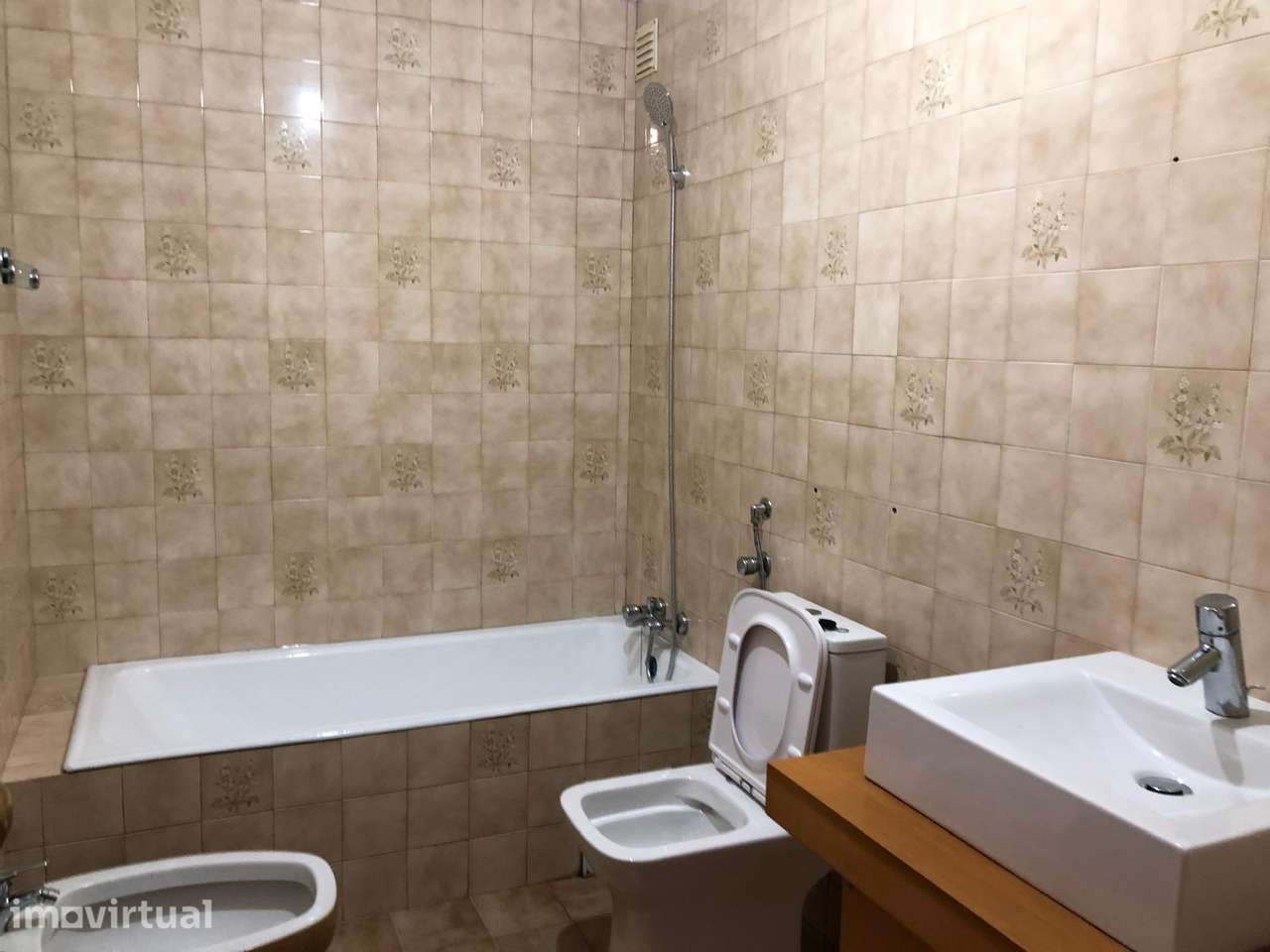 T3 com varanda, garagem e elevador em Póvoa de Varzim - Grande imagem: 3/6