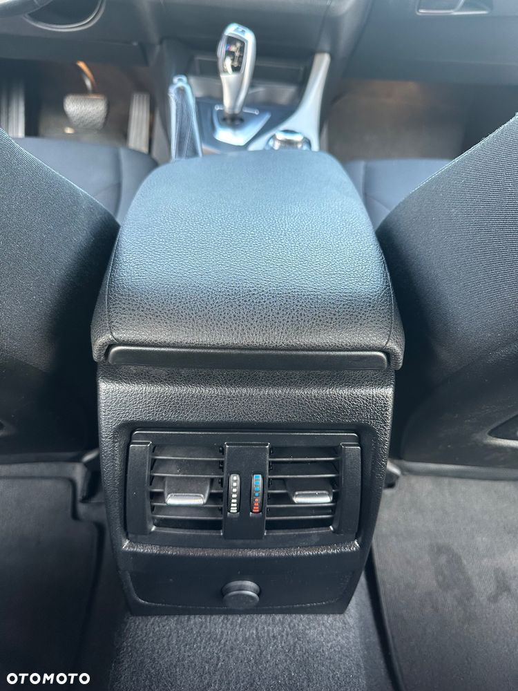 BMW Seria 1 118d Sport Line - 15