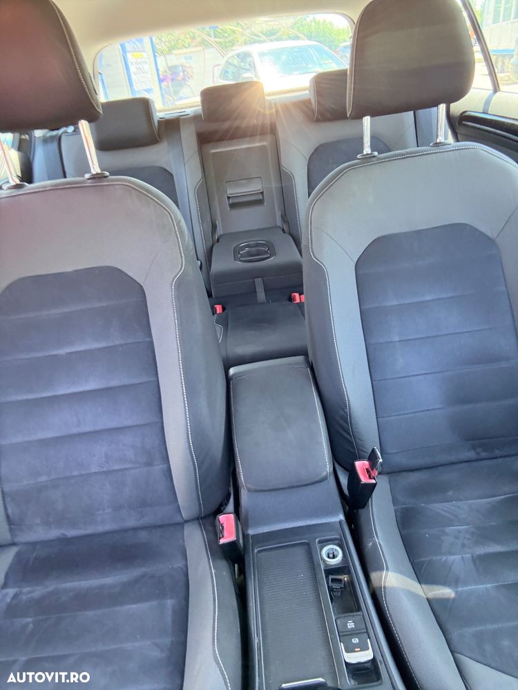 Volkswagen Golf 1.6 TDI DPF Trendline - 11
