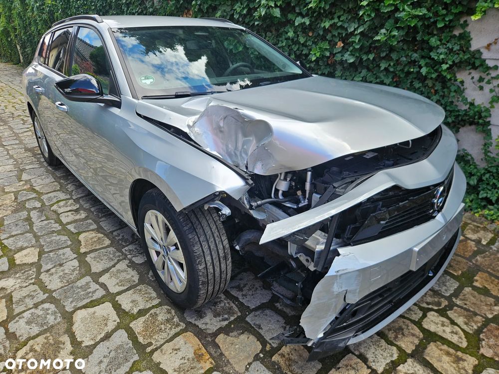 Opel Astra 1.2 Turbo Start/Stop Edition - 2