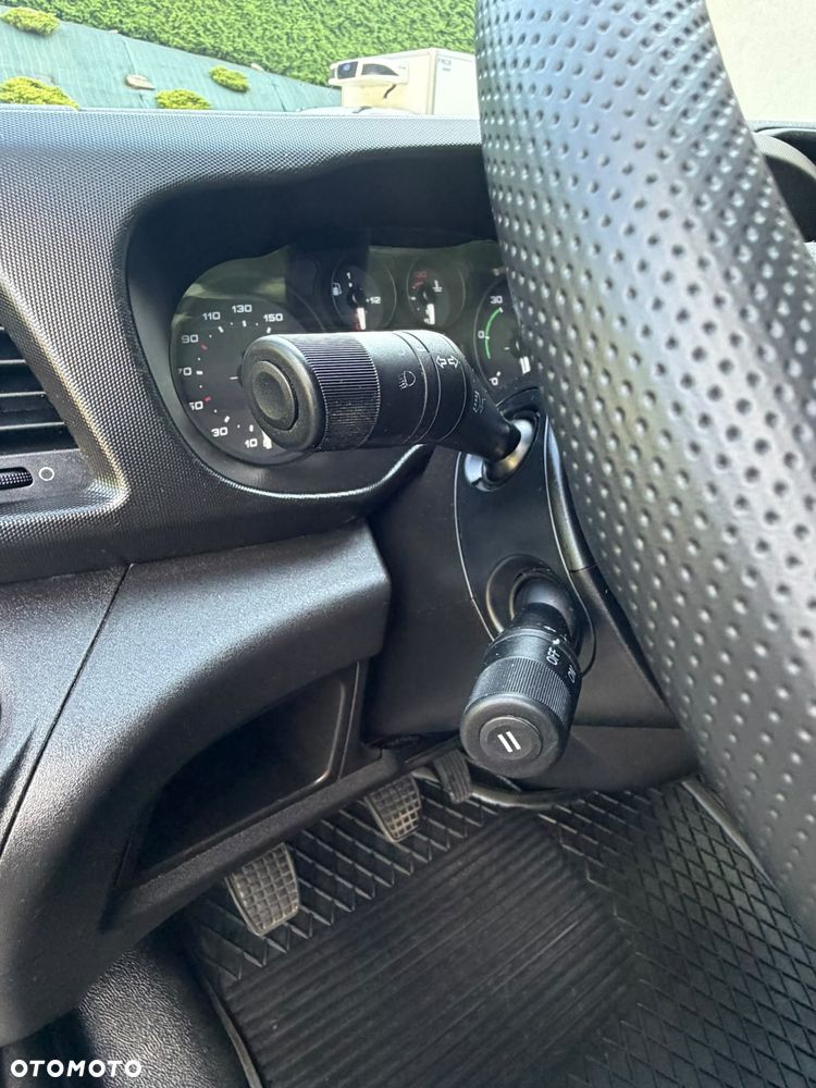 Iveco Daily 35C13 Kontener 8 Palet z windą Kontener meblowy - 15