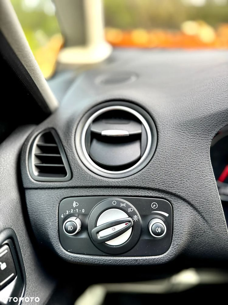 Ford S-Max - 29