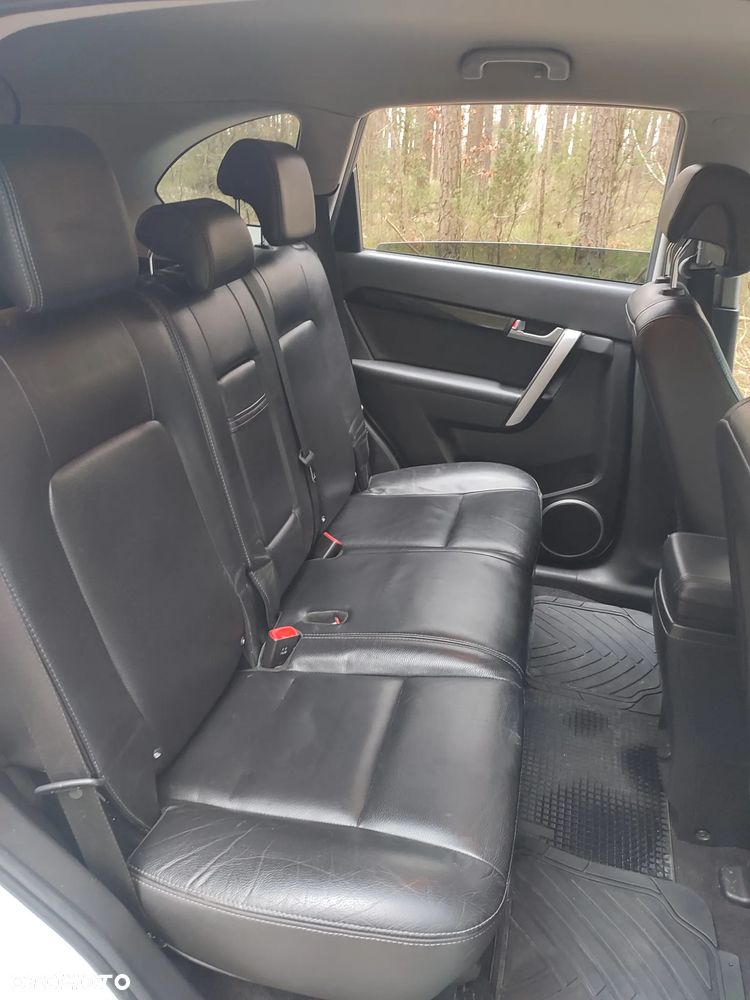 Chevrolet Captiva - 17